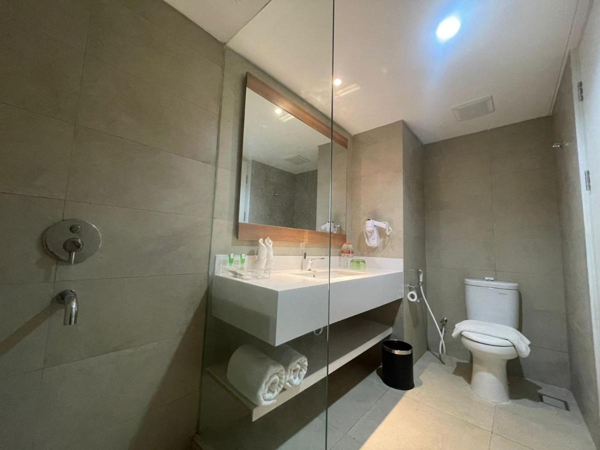 ปาล์ม พาร์ค โฮเต็ล ซูราบายา Hotel สุราบายา ภายนอก รูปภาพ
