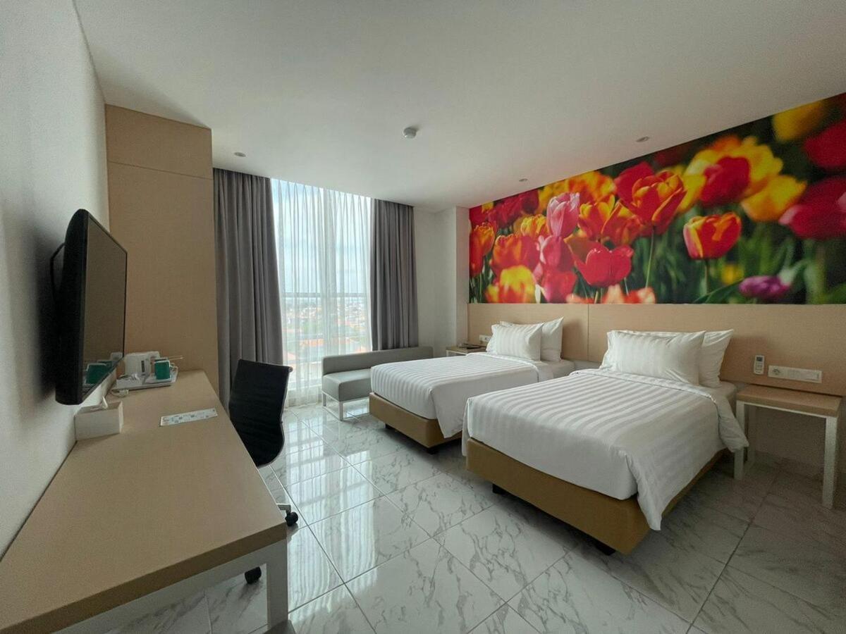 ปาล์ม พาร์ค โฮเต็ล ซูราบายา Hotel สุราบายา ภายนอก รูปภาพ