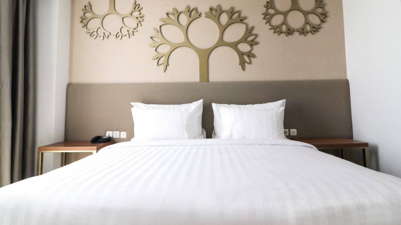 ปาล์ม พาร์ค โฮเต็ล ซูราบายา Hotel สุราบายา ภายนอก รูปภาพ