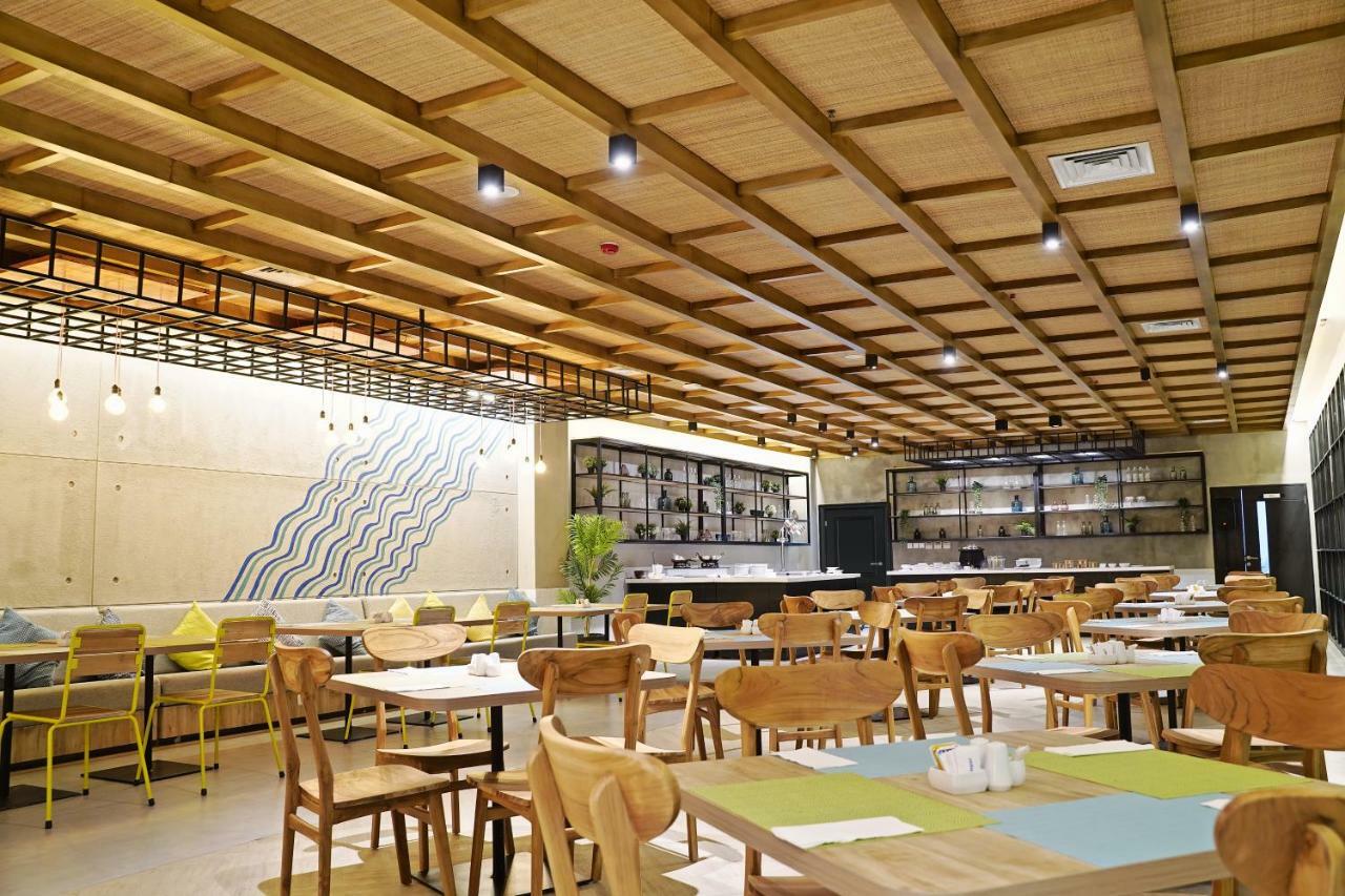 ปาล์ม พาร์ค โฮเต็ล ซูราบายา Hotel สุราบายา ภายนอก รูปภาพ